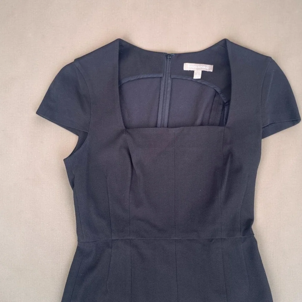 Banana Republic Black Square Neck Sheath Dress Size 6 Stretch LBD